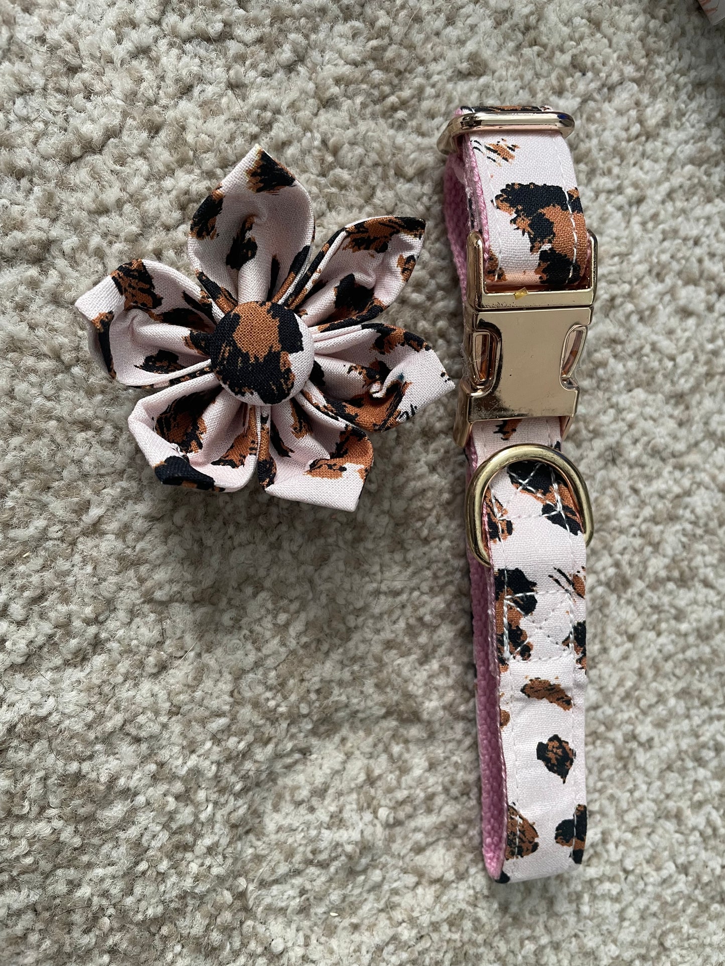 Dog collars floral
